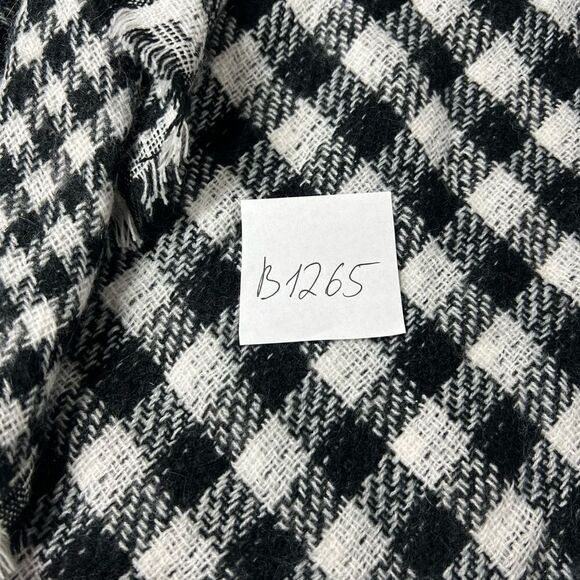 Styline BLACK WHITE REVERSIBLE PLAID VEST KIMONO One size - Picture 16 of 16